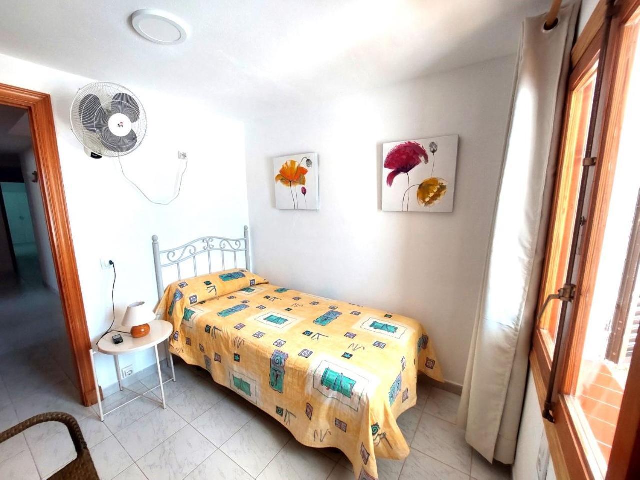 Villa Ponent Son Bou Exteriör bild