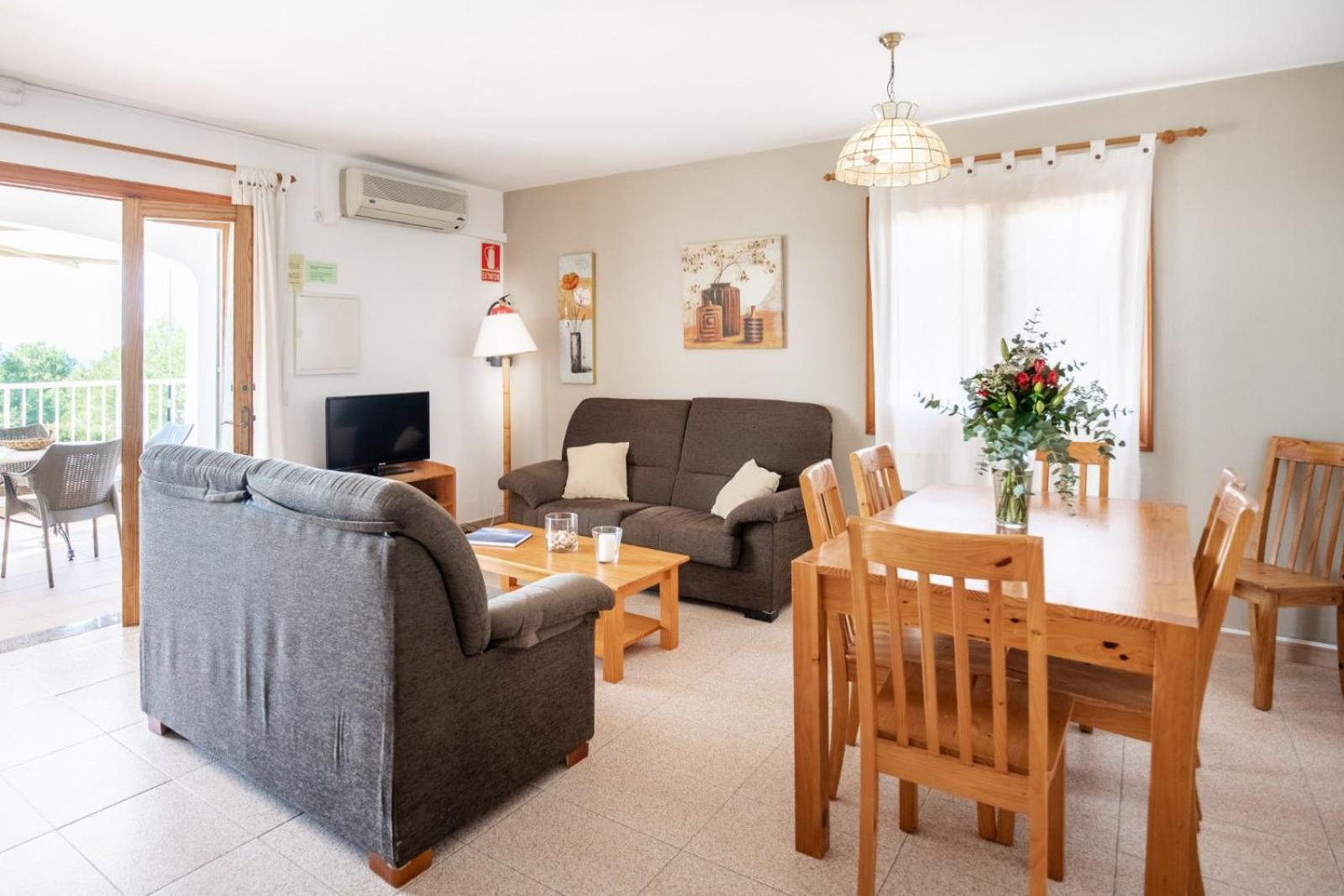 Villa Ponent Son Bou Exteriör bild
